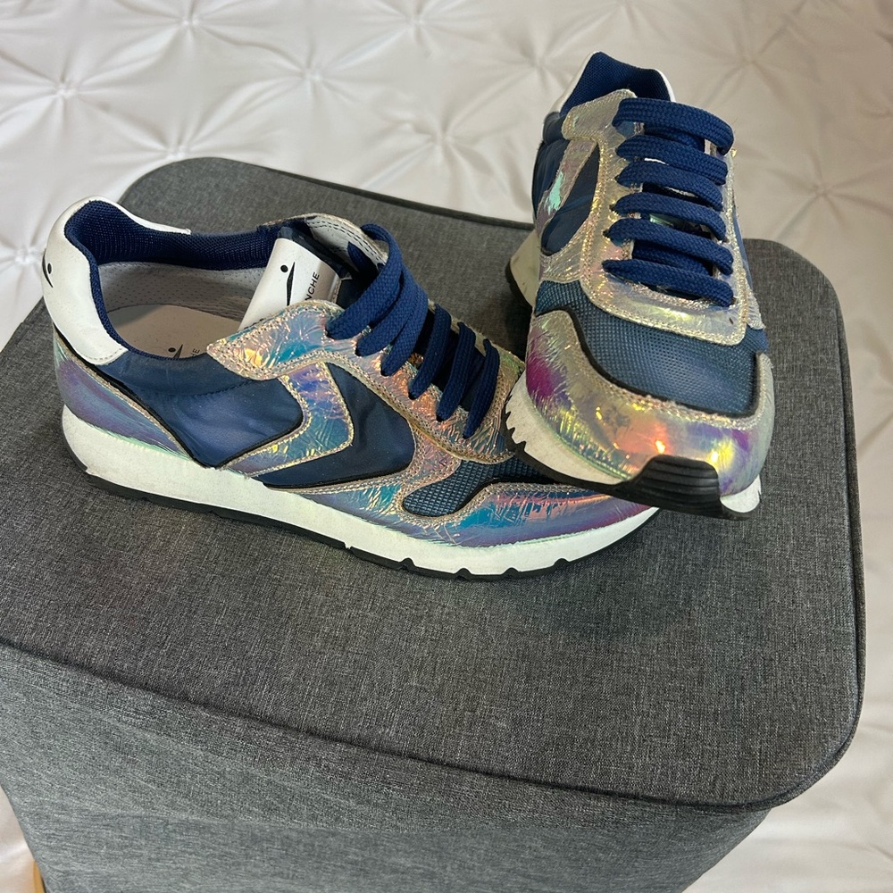 Voile Blanche Blue and Silver Sneakers